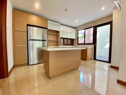 Lornie Road (D11), Terrace #459378871